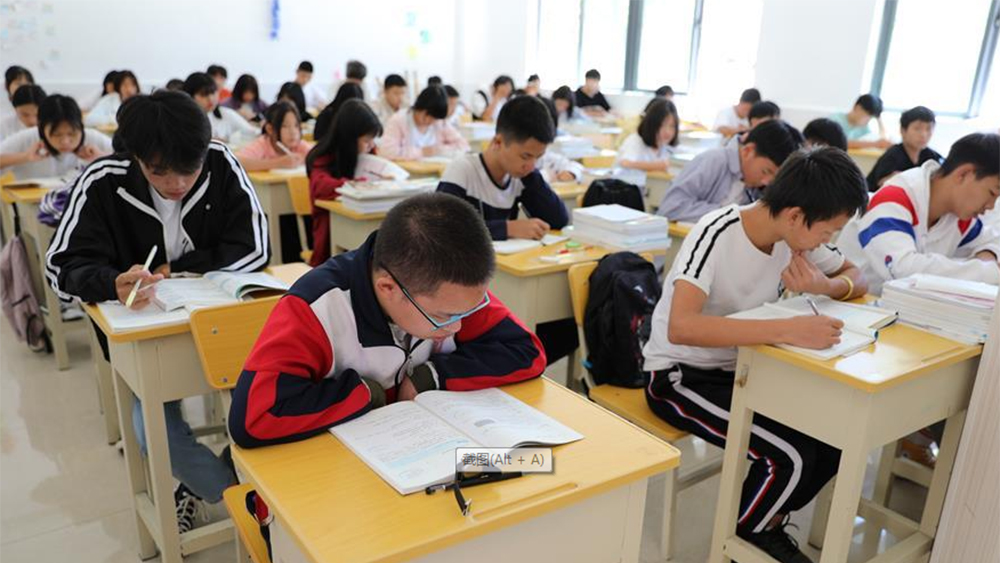 秋季開學(xué)，共同鞏固防疫新格局