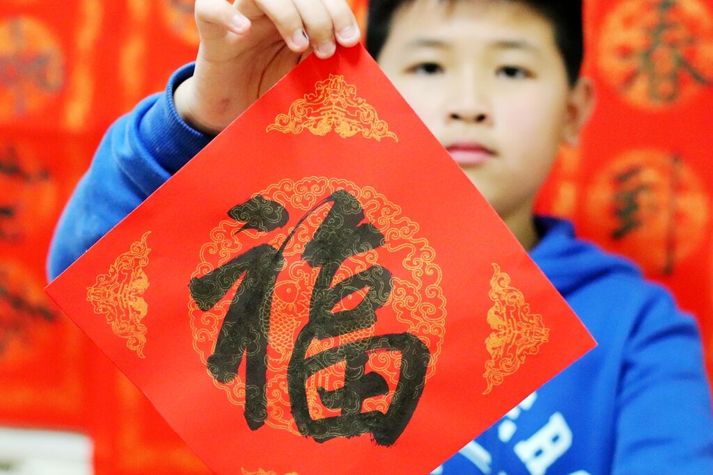 倡導(dǎo)就地過年，應(yīng)更科學(xué)精準(zhǔn)